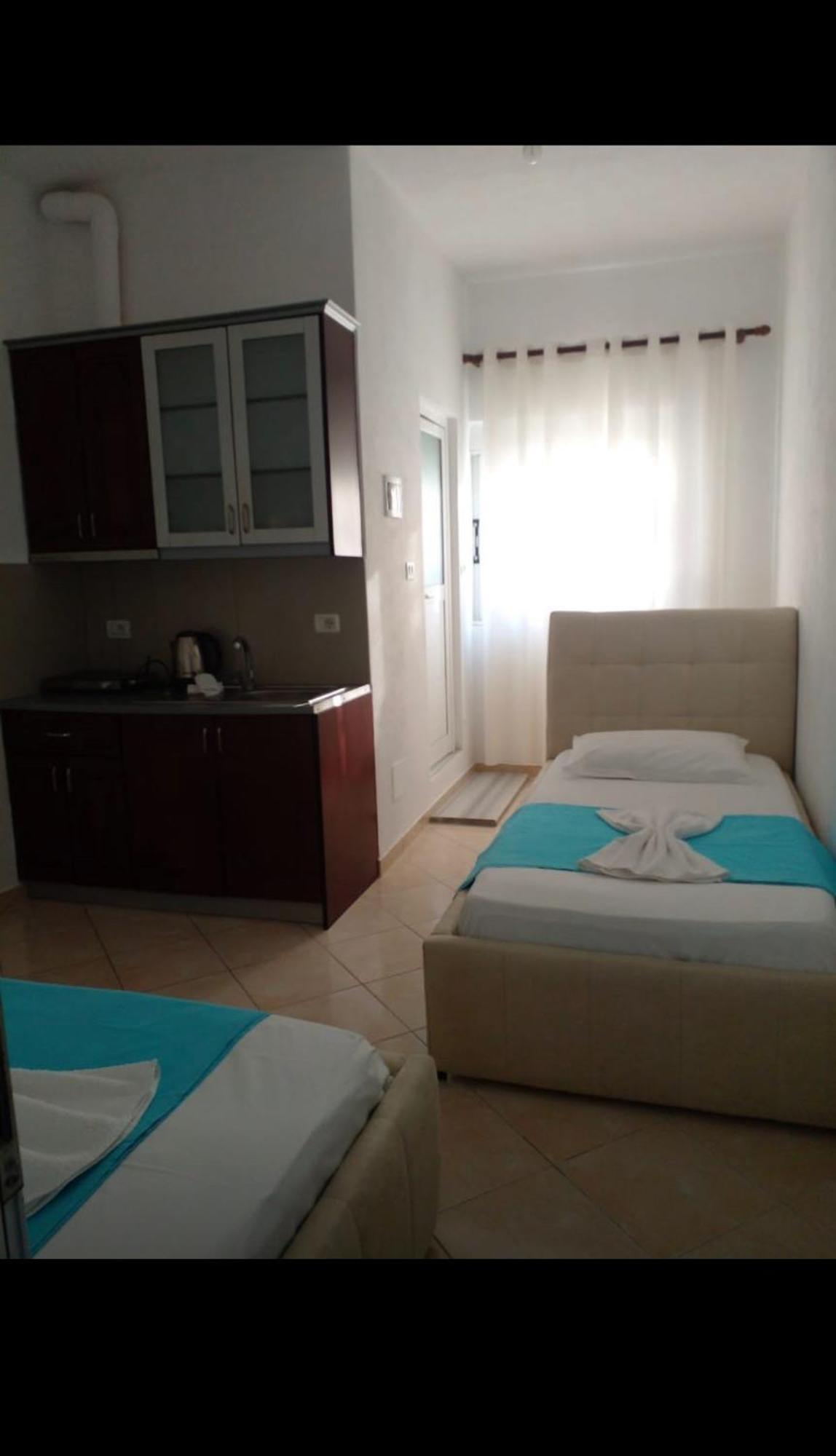 קסאמיל Vila Ergys מראה חיצוני תמונה